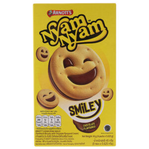 Arnotts Nyam Nyam Smiley Sanwich Biscuits with Chocolate Cream 45g.